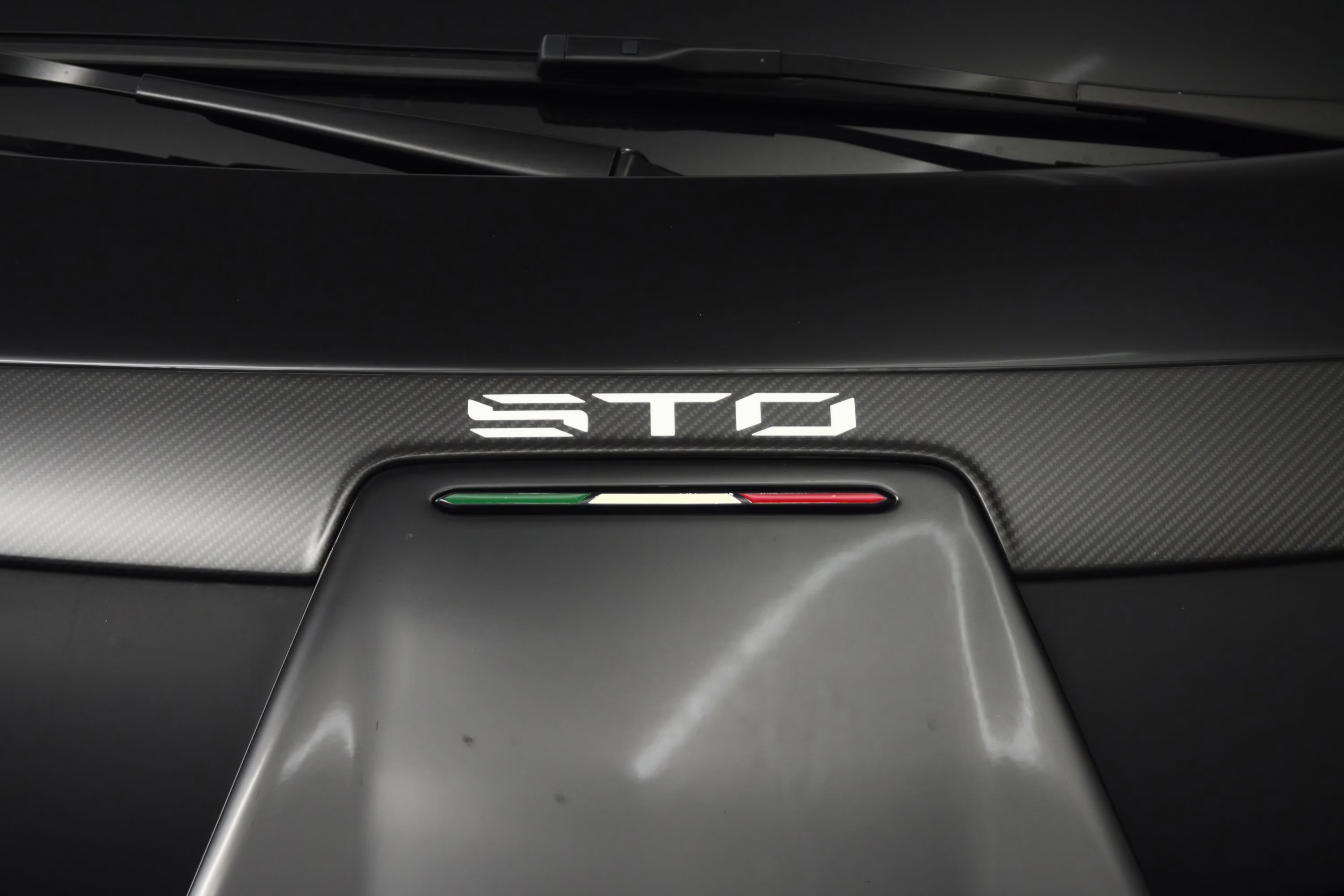 2022 Nero Noctis Metallic Lamborghini Huracan STO Base RWD Coupe