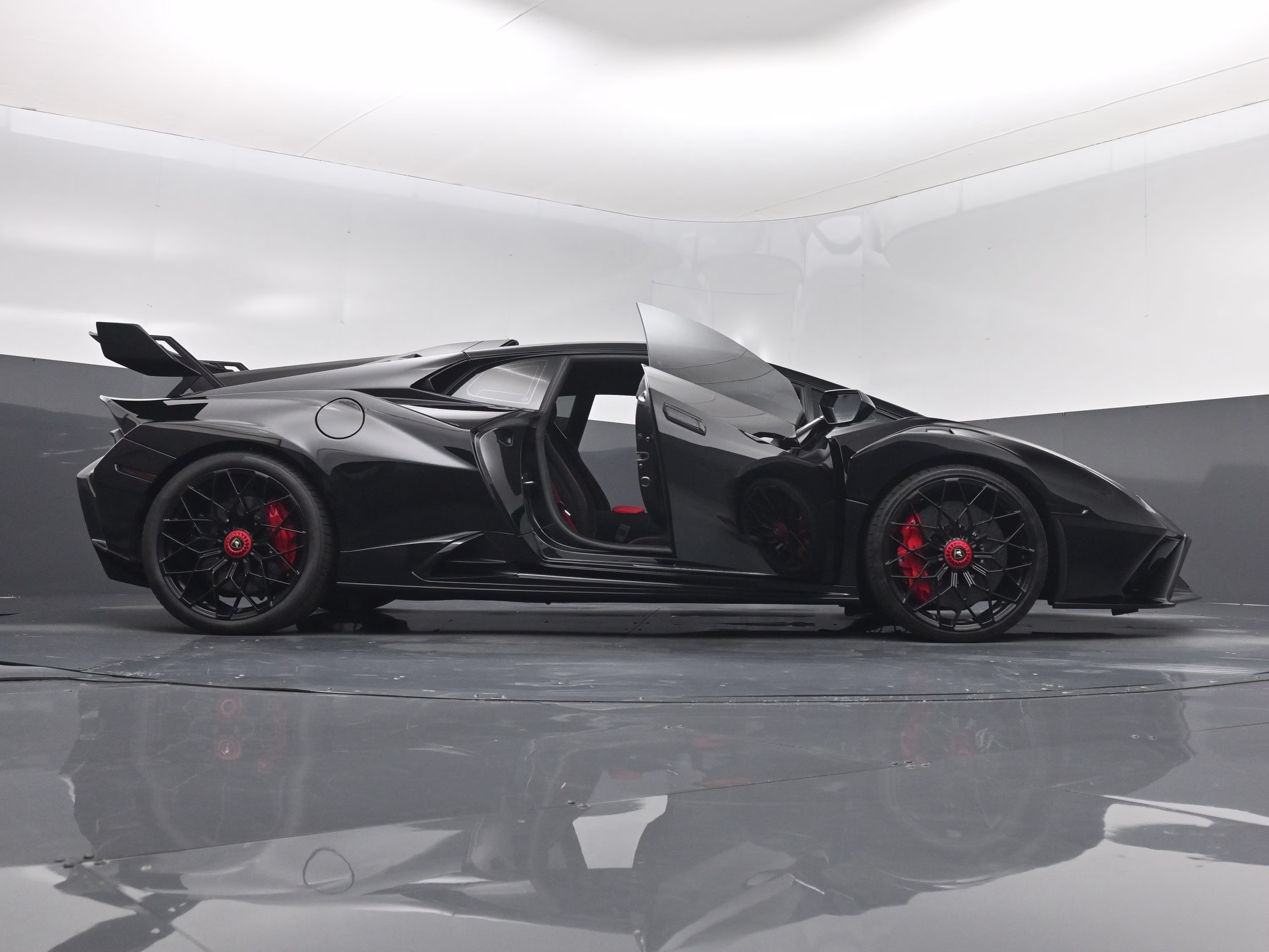 2022 Nero Noctis Metallic Lamborghini Huracan STO Base RWD Coupe