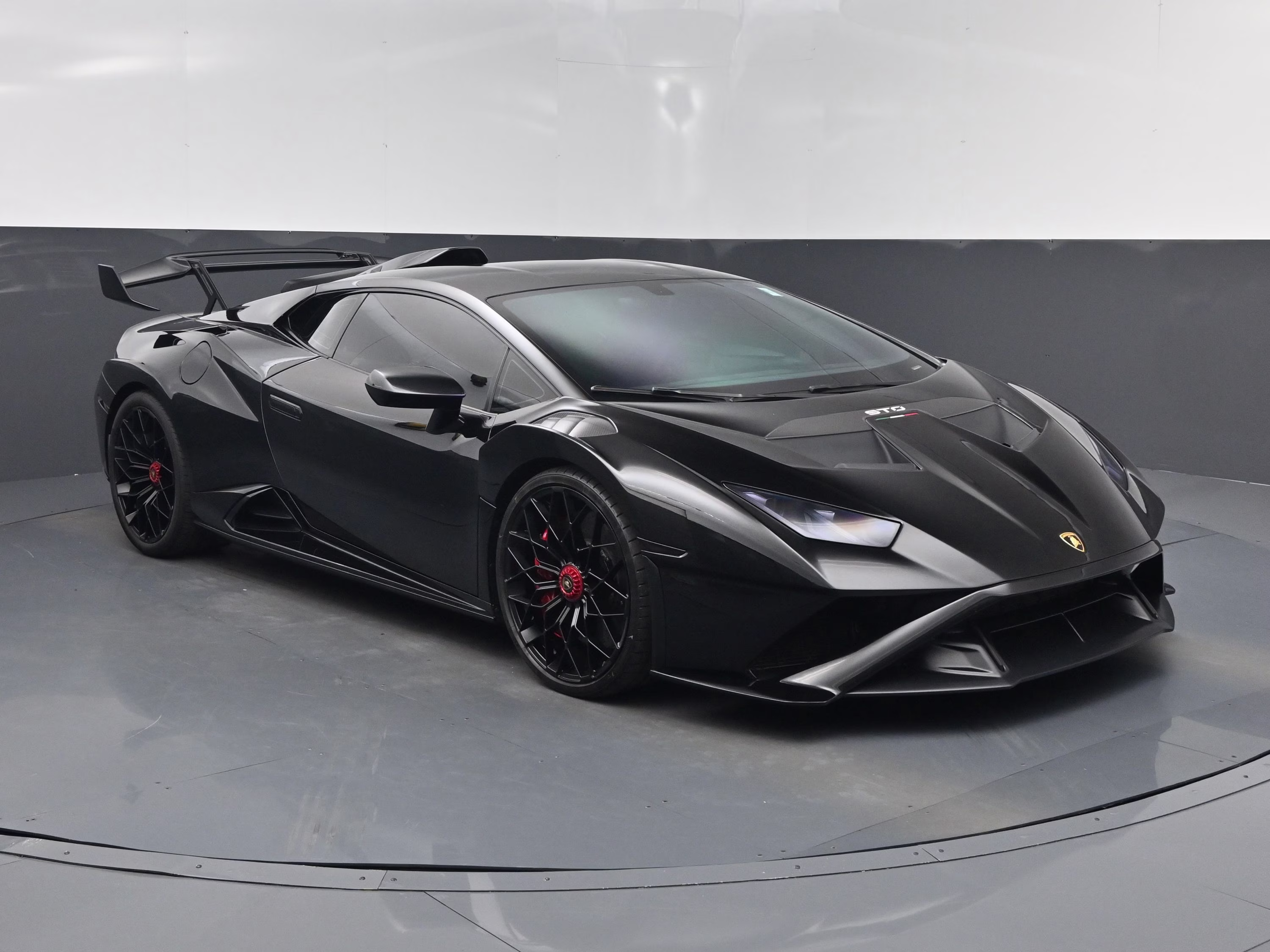 2022 Nero Noctis Metallic Lamborghini Huracan STO Base RWD Coupe