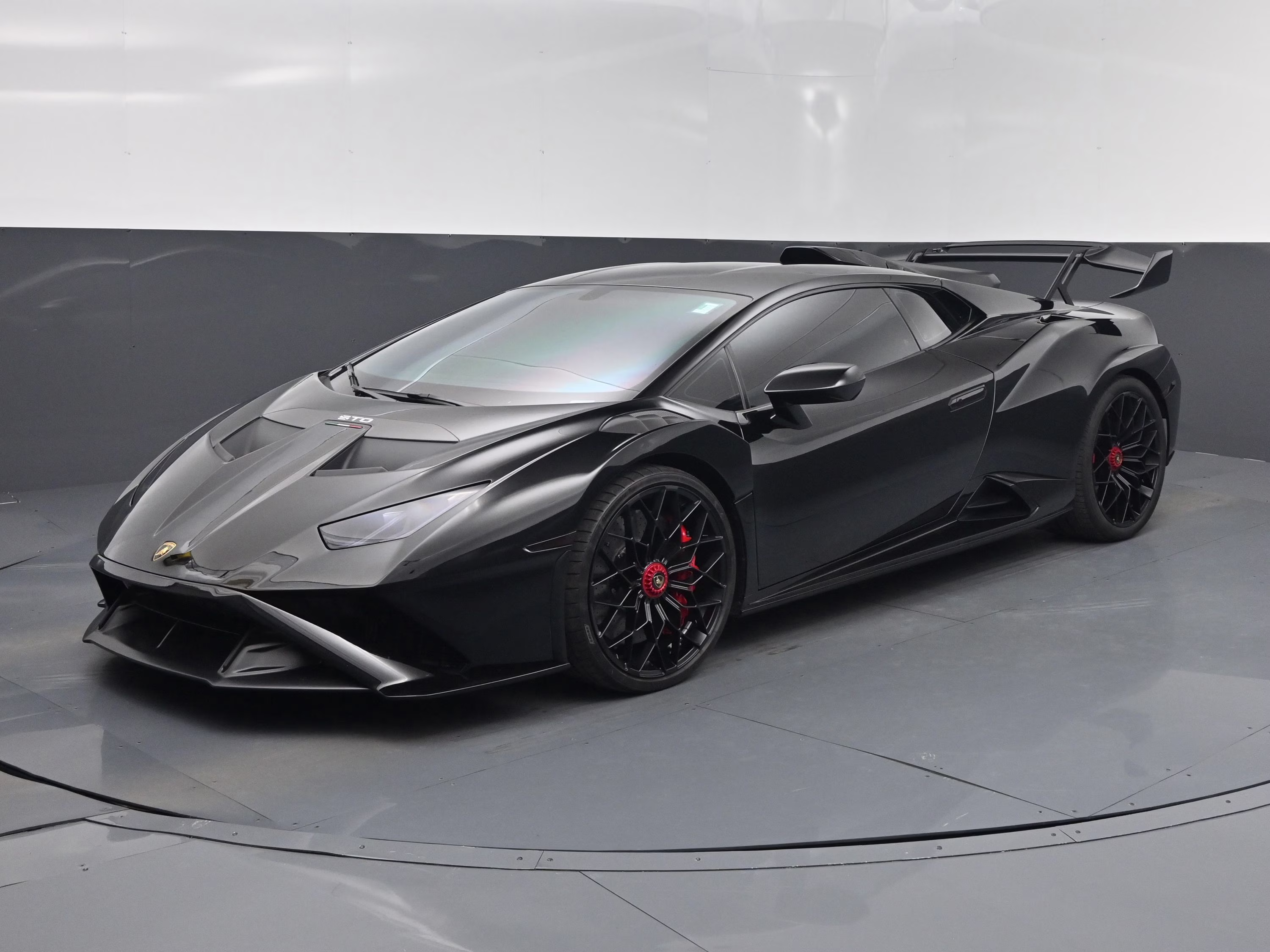 2022 Nero Noctis Metallic Lamborghini Huracan STO Base RWD Coupe
