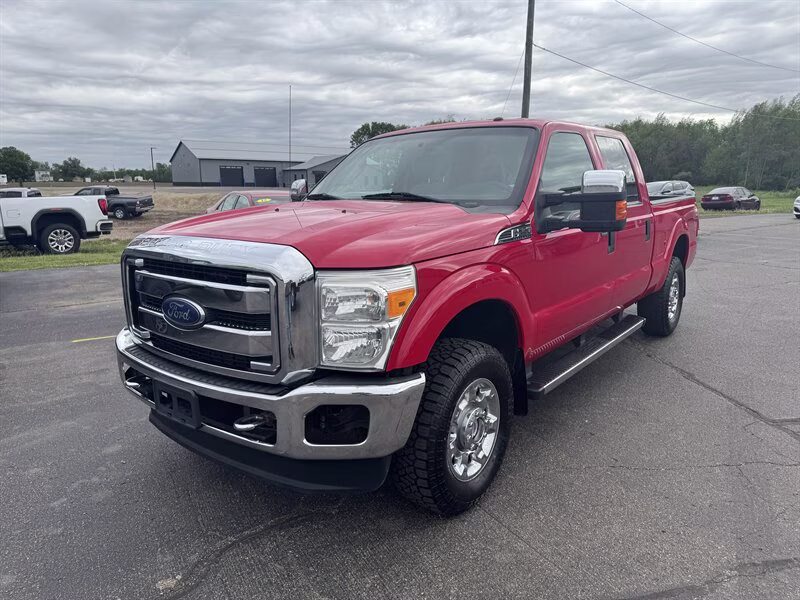 2015 Ruby Red Metallic Tinted Clear Coat Ford Super Duty F-250 SRW XLT 4X4 Truck