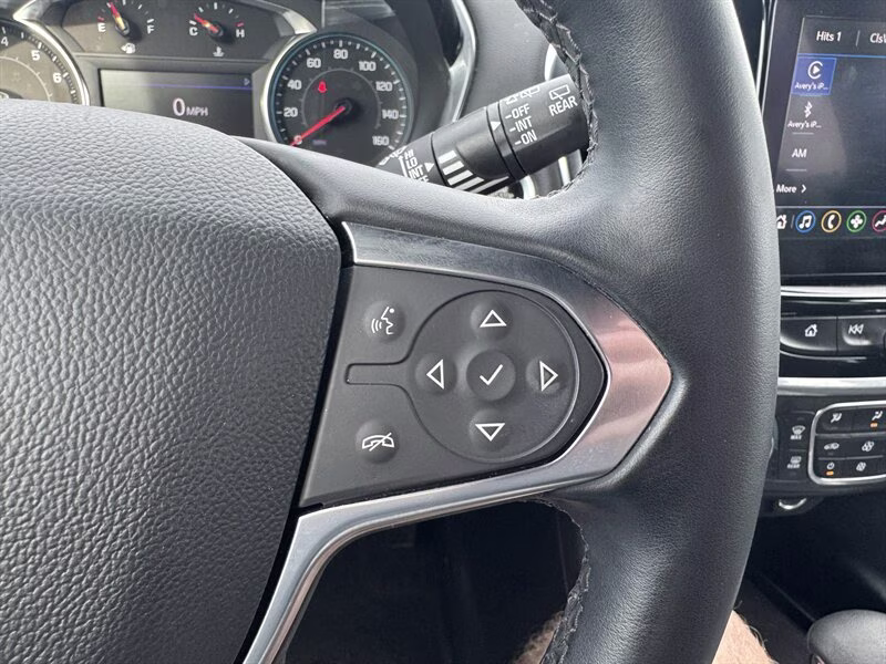 2023 Mosaic Black Metallic Chevrolet Traverse LT Cloth AWD SUV