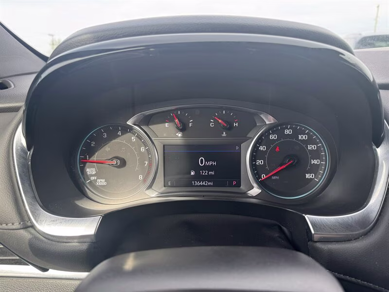 2023 Mosaic Black Metallic Chevrolet Traverse LT Cloth AWD SUV