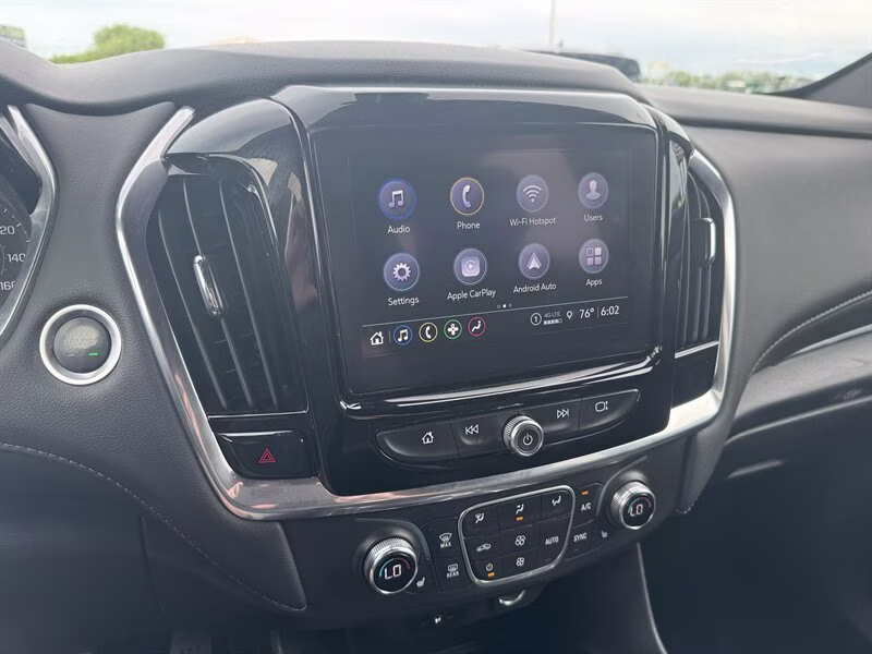 2023 Mosaic Black Metallic Chevrolet Traverse LT Cloth AWD SUV