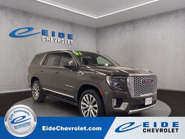 2021 GMC Yukon 4WD Denali's photo