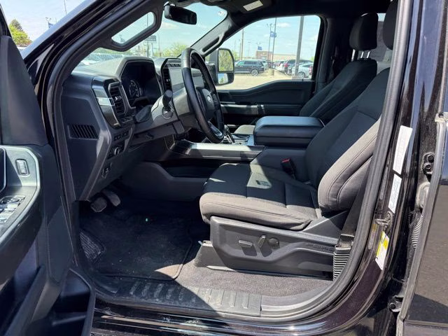 2023 Agate Black Metallic Ford F-150 XLT 4X4 Truck