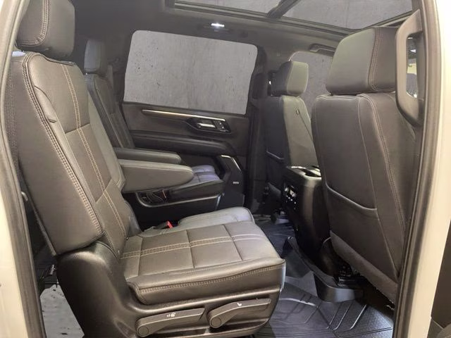 2025 White Chevrolet Suburban High Country 4X4 SUV