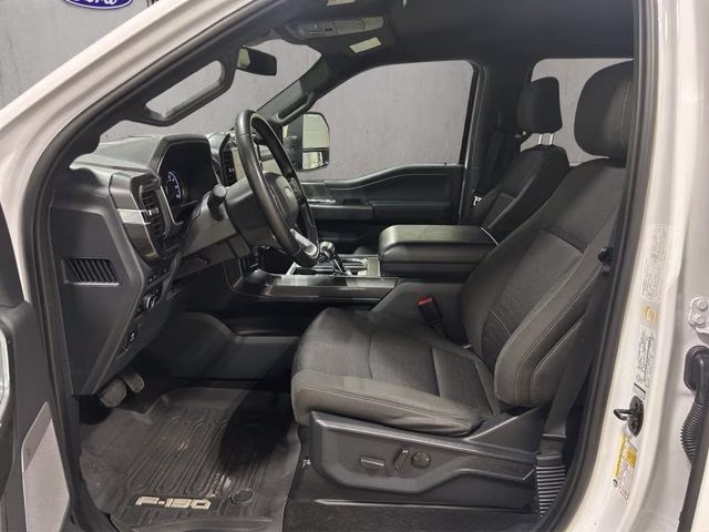 2023 Oxford White Ford F-150 XLT 4X4 Truck