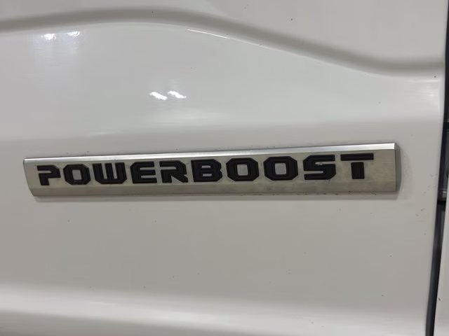 2023 Oxford White Ford F-150 XLT 4X4 Truck
