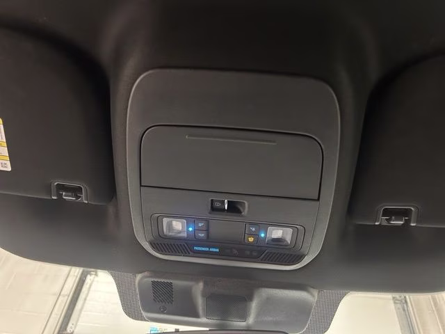 2023 Oxford White Ford F-150 XLT 4X4 Truck