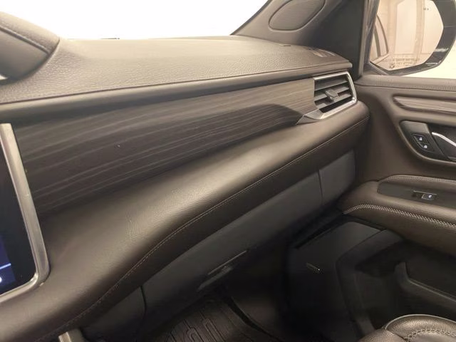 2021 Smokey Quartz Metallic GMC Yukon Denali 4X4 SUV