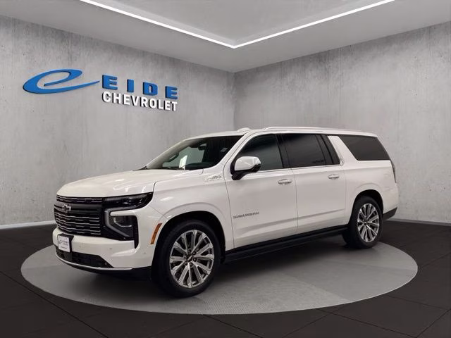 2025 White Chevrolet Suburban High Country 4X4 SUV