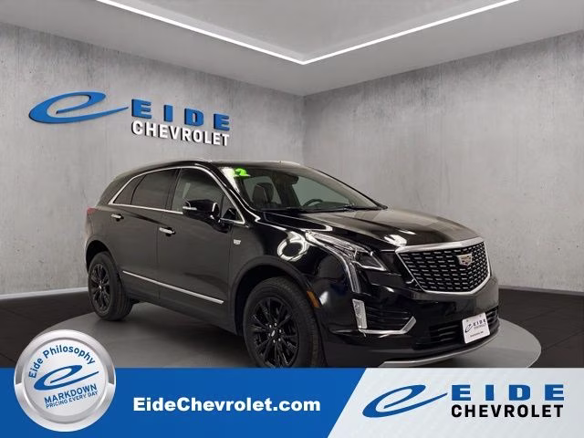 2022 Stellar Black Metallic Cadillac XT5 Premium Luxury AWD SUV