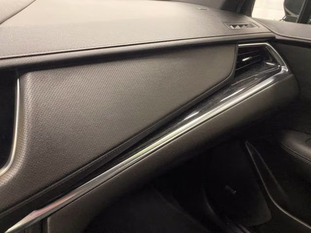 2022 Stellar Black Metallic Cadillac XT5 Premium Luxury AWD SUV