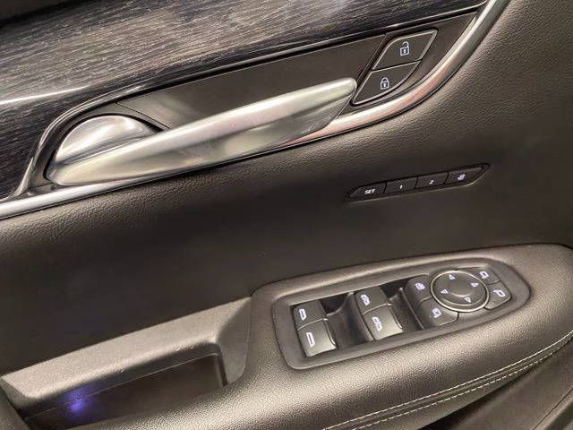 2022 Stellar Black Metallic Cadillac XT5 Premium Luxury AWD SUV
