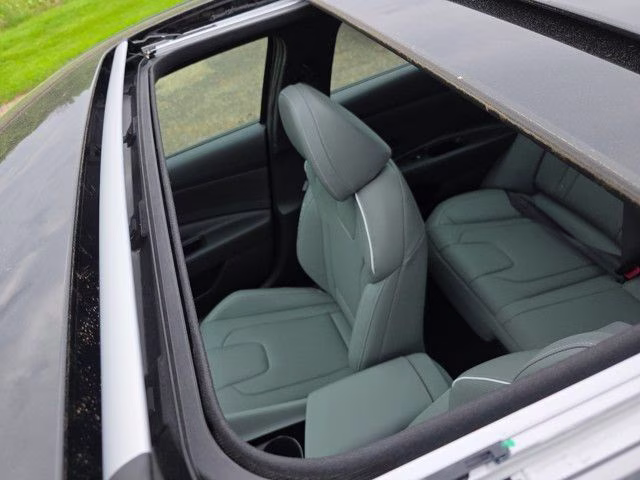 2025 Abyss Black Hyundai Elantra Hybrid Limited FWD Sedan