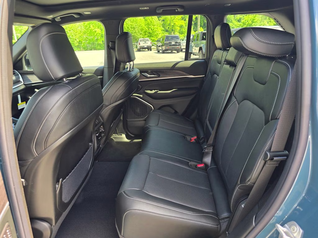 2026 Steel Blue Jeep Grand Cherokee Limited Reserve 4X4 SUV