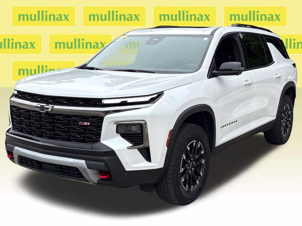2025 Iridescent Pearl Tricoat Chevrolet Traverse Z71 AWD SUV