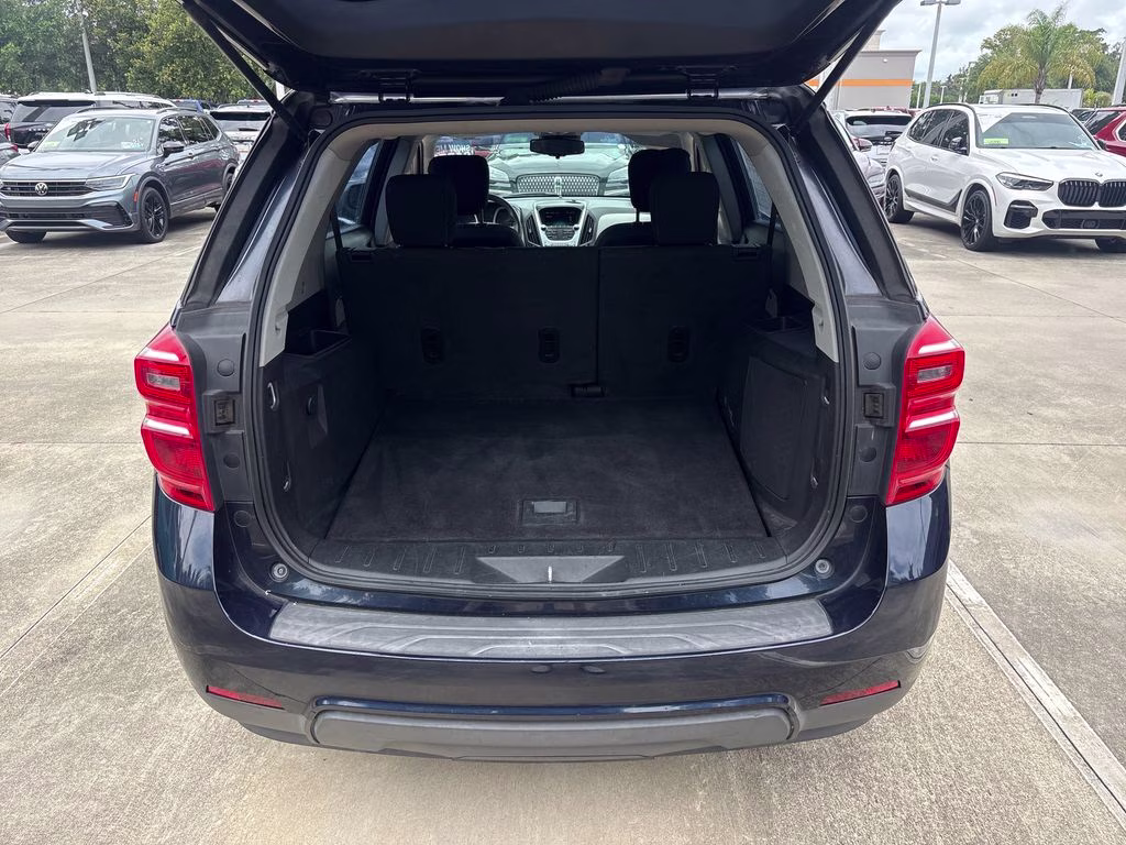 2017 Blue Velvet Metallic Chevrolet Equinox LS FWD SUV