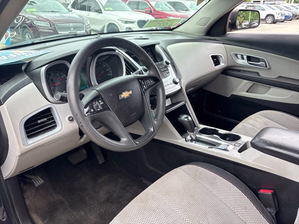 2017 Blue Velvet Metallic Chevrolet Equinox LS FWD SUV