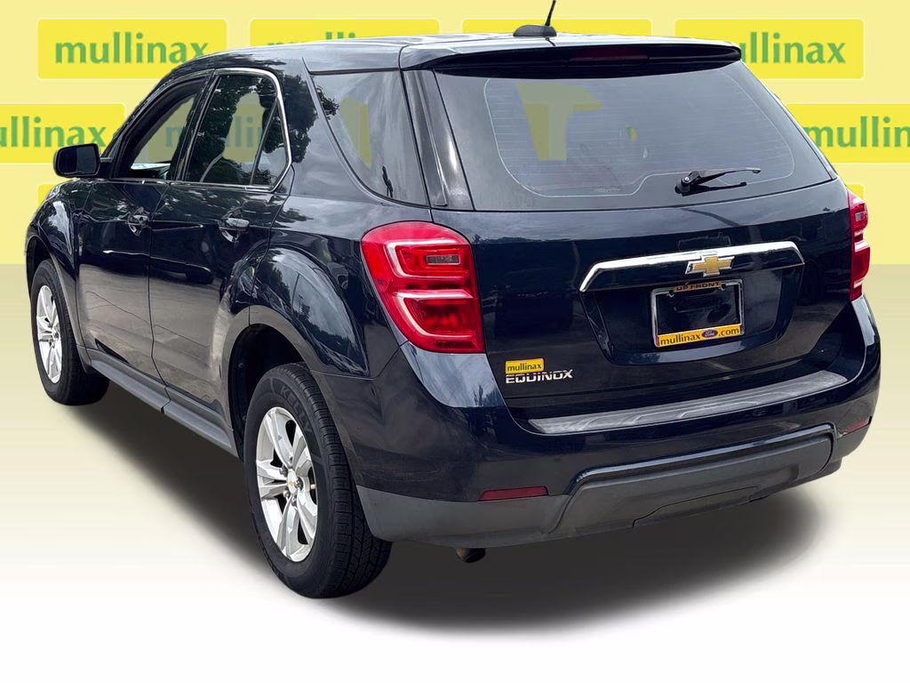 2017 Blue Velvet Metallic Chevrolet Equinox LS FWD SUV