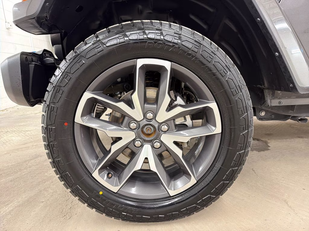 2024 Granite Crystal Metallic Clearcoat Jeep Wrangler Sport S 4xe 4X4 SUV