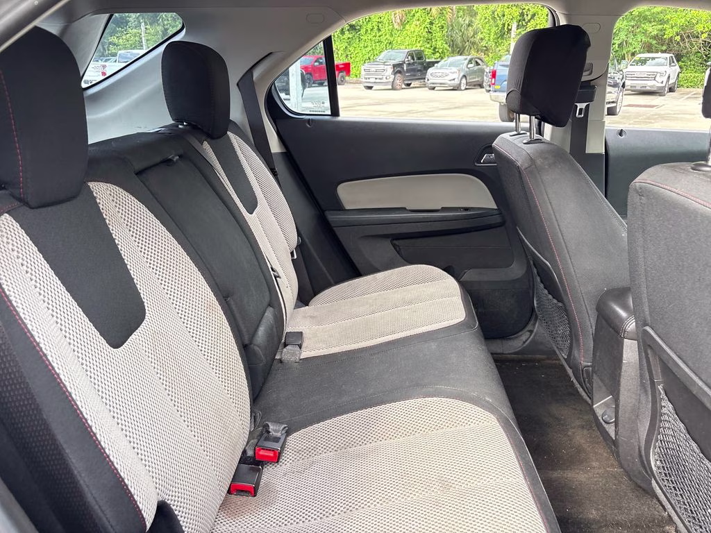 2017 Blue Velvet Metallic Chevrolet Equinox LS FWD SUV