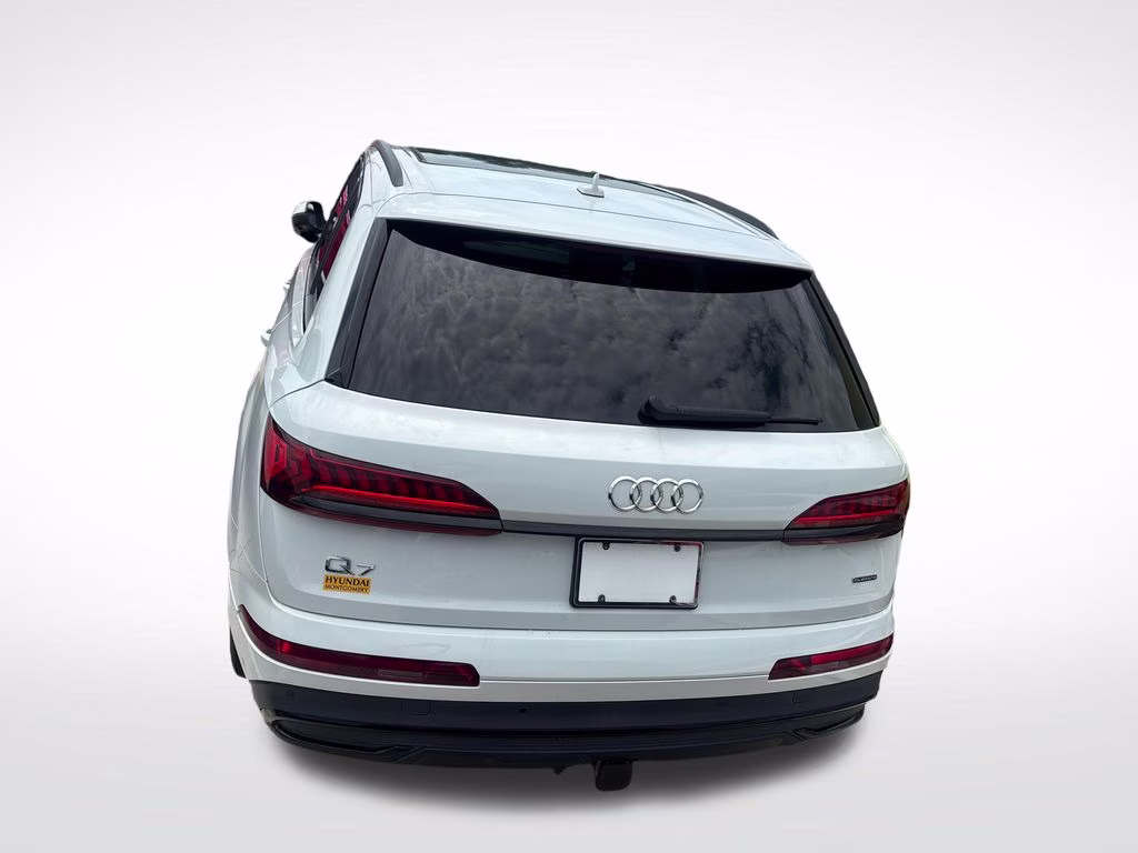 2024 Glacier White Audi Q7 55 Premium Plus AWD SUV