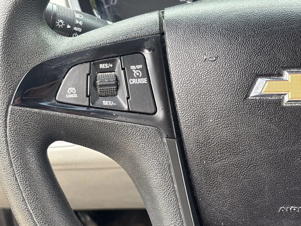 2017 Blue Velvet Metallic Chevrolet Equinox LS FWD SUV