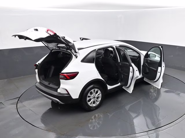 2025 Oxford White Ford Escape Active AWD SUV