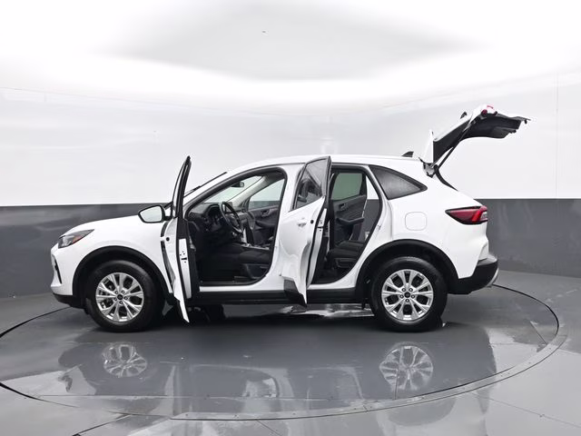 2025 Oxford White Ford Escape Active AWD SUV
