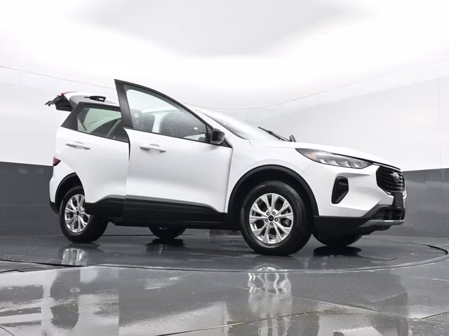2025 Oxford White Ford Escape Active AWD SUV