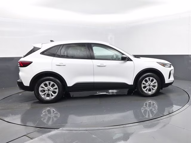 2025 Oxford White Ford Escape Active AWD SUV