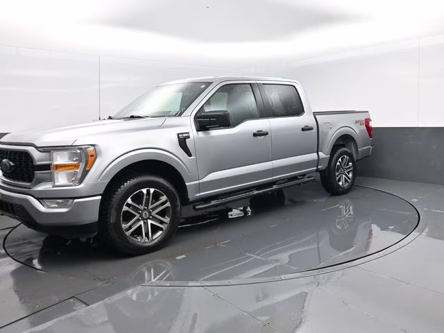 2021 Silver Ford F-150 4X4 Truck