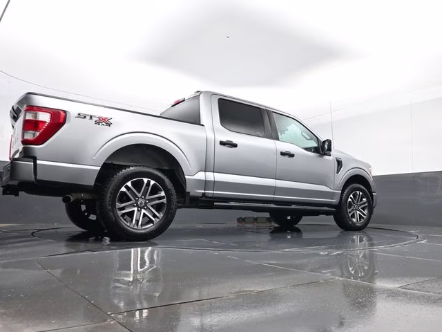 2021 Silver Ford F-150 4X4 Truck