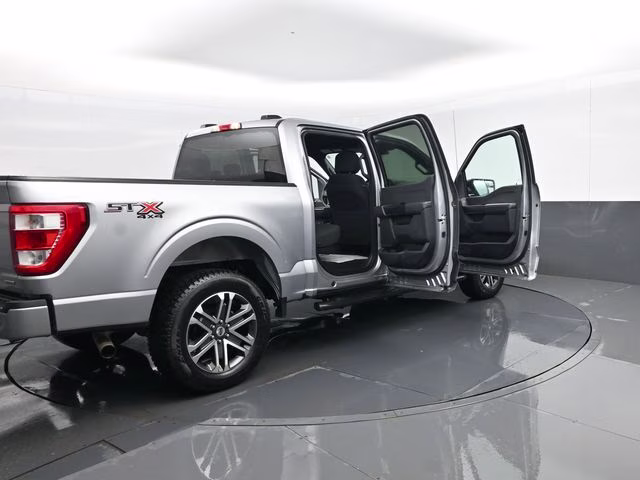 2021 Silver Ford F-150 4X4 Truck