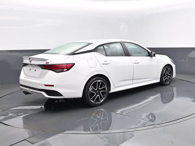 2025 Aspen White Tricoat Nissan Sentra SR FWD Sedan