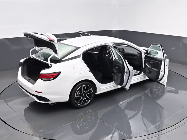2025 Aspen White Tricoat Nissan Sentra SR FWD Sedan