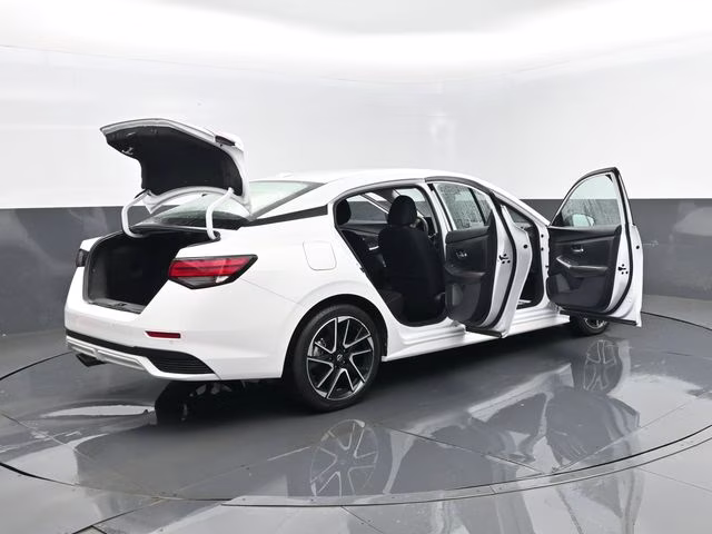 2025 Aspen White Tricoat Nissan Sentra SR FWD Sedan