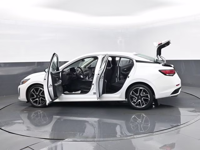 2025 Aspen White Tricoat Nissan Sentra SR FWD Sedan