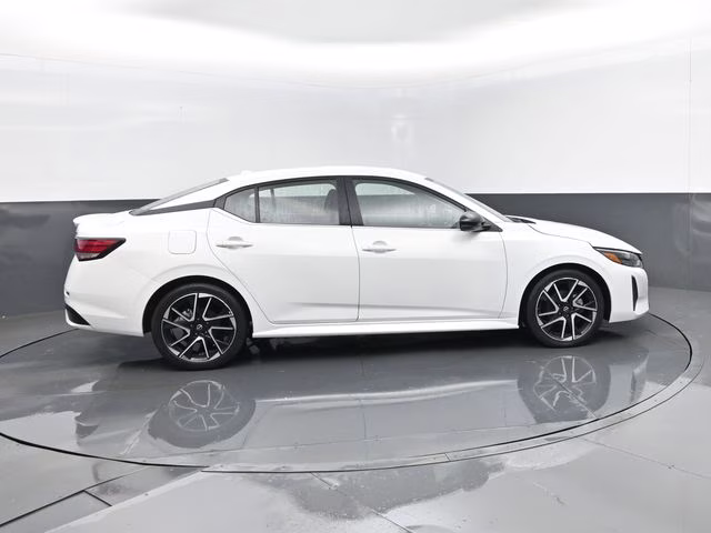2025 Aspen White Tricoat Nissan Sentra SR FWD Sedan