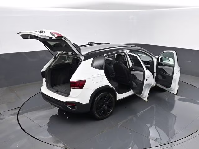 2024 Pure White Volkswagen Taos 1.5T SE AWD SUV