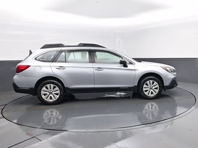 2019 Ice Silver Metallic Subaru Outback 2.5i AWD SUV