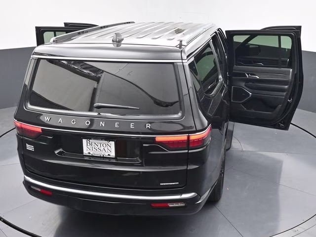 2024 Diamond Black Crystal Pearlcoat Jeep Wagoneer L Series II 4X4 SUV