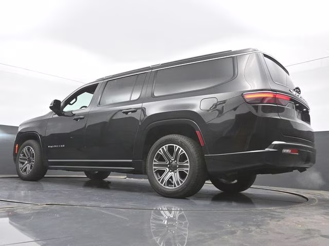 2024 Diamond Black Crystal Pearlcoat Jeep Wagoneer L Series II 4X4 SUV