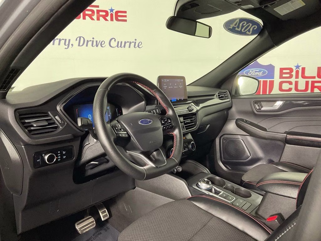 2024 Silver Metallic Ford Escape ST-Line FWD SUV