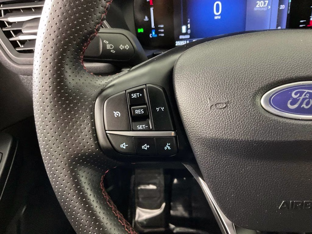 2024 Silver Metallic Ford Escape ST-Line FWD SUV