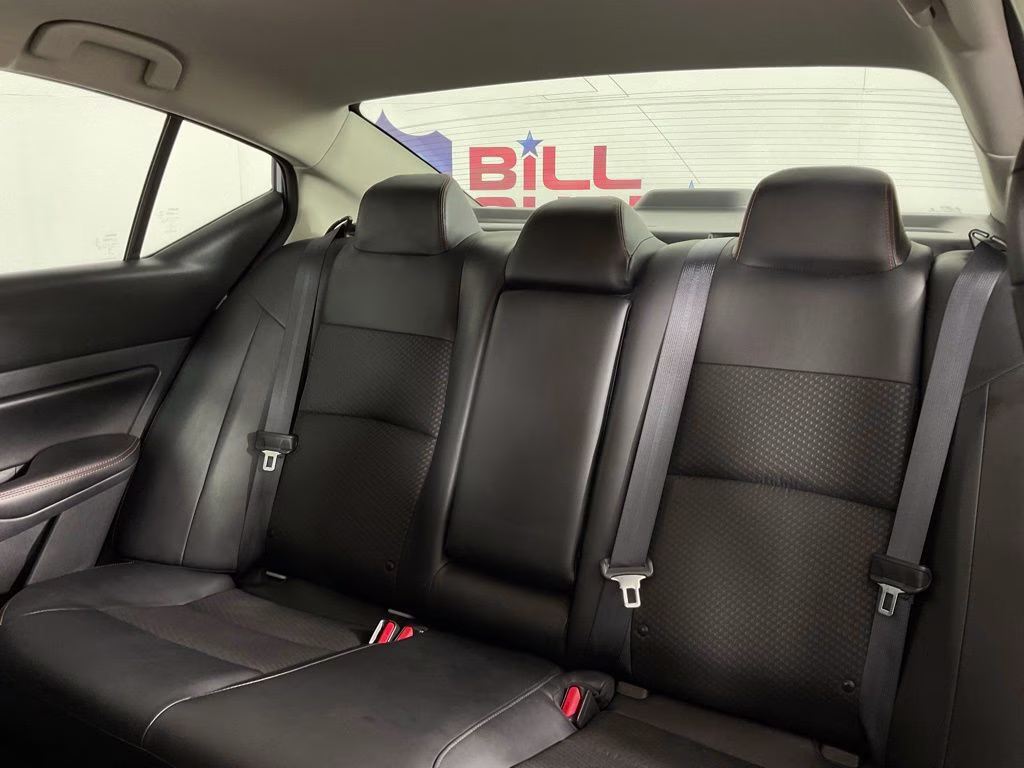 2024 Pearl Nissan Altima 2.5 SR FWD Sedan