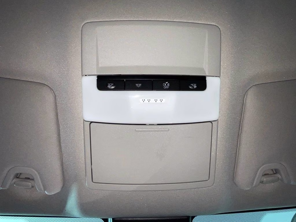 2024 Pearl Nissan Altima 2.5 SR FWD Sedan