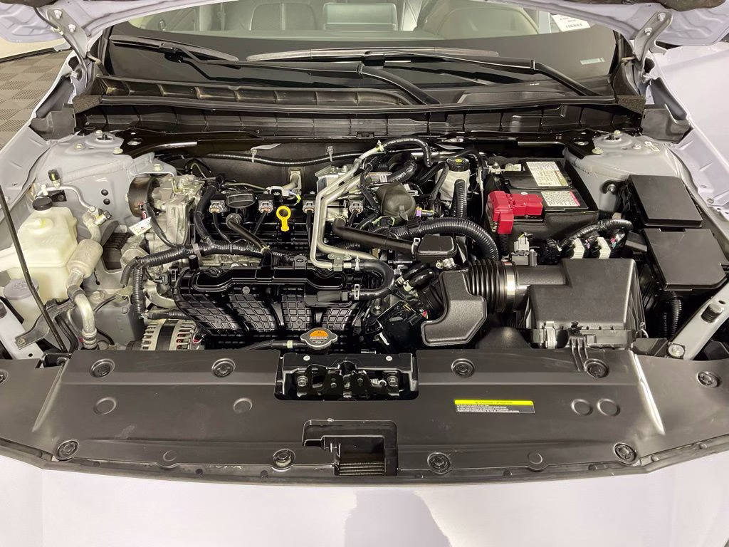 2024 Pearl Nissan Altima 2.5 SR FWD Sedan